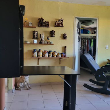 📍 *Apartamento en Venta en Kohly, Playa* 🌳🏡   *#229 📍 Calle 34.*   *Ref* .: Unidad  Central de Guadabosques.   _Vive - 5/8