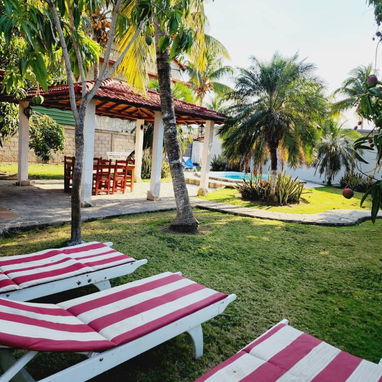 Alquilo Casa con Piscina en Guanabo - 3/10