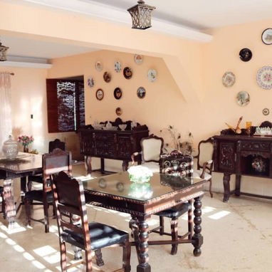 🏠 Renta De Casa En Siboney. 💡 Tiene paneles solares. 📶Wifi y desayuno disponible. 🛏️ Tiene 8 habitaciones - 3/10