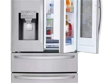 Refrigerador LG modelo french door, door in door instawieu TOC TOC con dispensador de agua y hielo ,2 gavetas - Img main-image