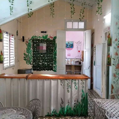 54321162  PRECIO 8500  SE VENDE CASA 🏡+ NEGOCIO CENTRICO EN SANTA CLARA  CON TODO PARA EMPEZAR        Cómo negocio  1. - 10/10