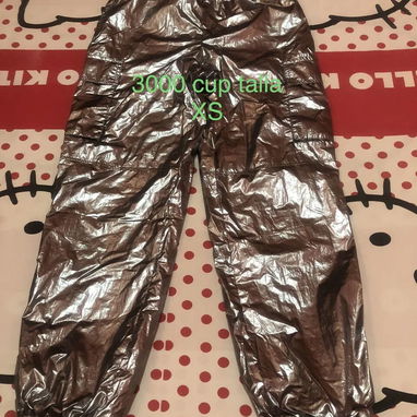 Pantalones de jovencita  y mono shor. - Img 114626727