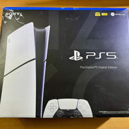 PS5 slim digital. En caja. Con f1 2025 y gran turismo 7 digitales!!! Todo impecable!!! - Img 55683805