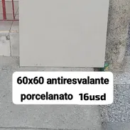 porcelanato antiresbante 60 x 60 ‼️‼️‼️‼️ - Img 56228874