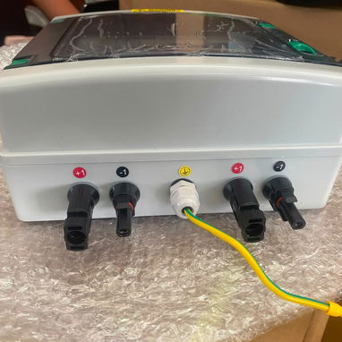 Caja de protección para panel solar (brequera) $70 USD - 3/4