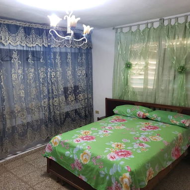 SE RENTA CASA DE 3 HABITACIONES EN GUANABO A 5 CUADRAS DE LA PLAYA CON PISCINA 58858577 - Img 121730345