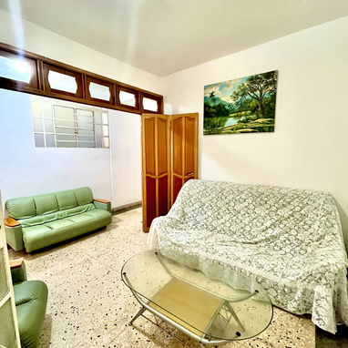 Se renta casa para negocio, totalmente independiente de 2 pisos. - Img 119850809