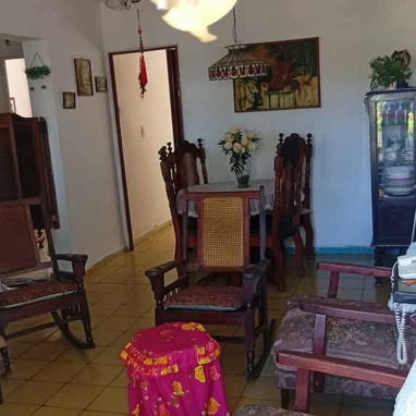Apartamento de 2 Cuartos en 1er Piso en Edificio Microbrigada en Casino Deportivo !!! - Img 107123435