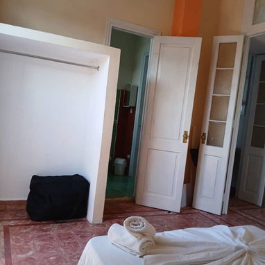 Se Renta Apartamento de 2 habitaciones contactar a (Anita) (+5352739798) - Img 124833505