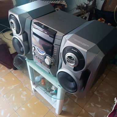 Se vende equipo de música sony - Img 121702205