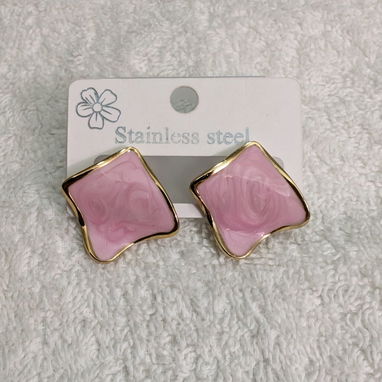 Accesorios (aretes) de acero en 3500cup y 2500cup, excelente calidad - Img 122946009