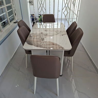 Juego de mesa y sillas - 3/4