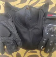 Vendo kit de guantes más pasa montañas para motoristas, casco integral modular - Img 45439348