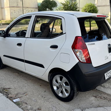 Se vende Hyundai i10 automático 2009 - Img 123777871