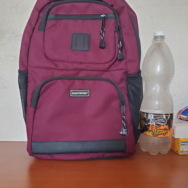 Vendo mochila nueva - 2/2