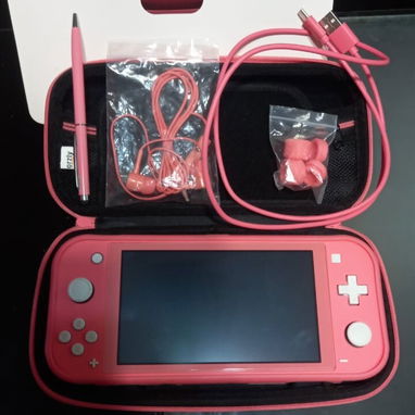NINTENDO Switch - 3/3