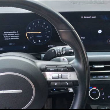 Hyundai Santa 2024  límite techo panorámico, con 17 mil milla - 3/4