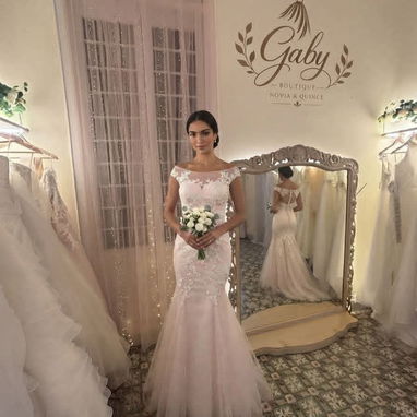 Alquiler de vestidos de novias y quinceañeras - 2/10