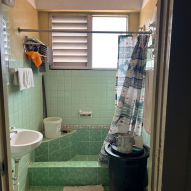 Venta de acogedor apartamento en 10 de octubre. - 7/10