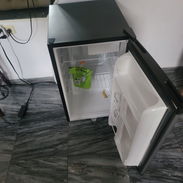 Vendo 2 minibares 100 usd cada uno - Img 57555045