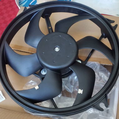Electro ventilador de Peugeot súper potente nuevo en su caja y bueno para adactar - Img 69559480