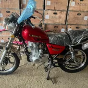 Moto Lifan 250 cc con derecho a Chapa salen a nombre del cliente. Se le entrega un certificado de garantía 2600usd - Img 56936058