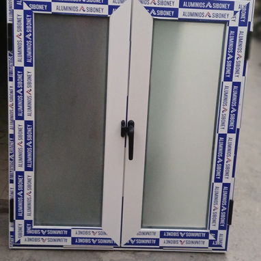Marquetería de Aluminio y Cristal [ Puertas ,Ventanas ,Bajos de Mesetas ,Paños Fijos ,Mamparas de Baño entre otras cosas - 17/20