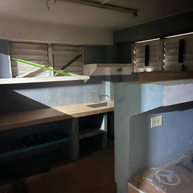 Venta de local para negocio en Playa 5ta y 84. - 4/5