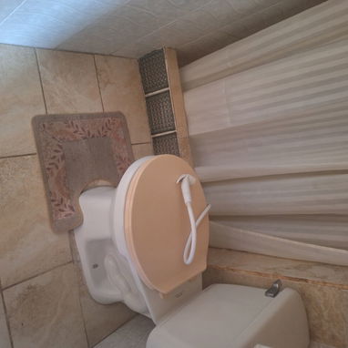 Amplio apto esquinero,  iluminado, muy fresco, seguro,zona limpia - 10/10