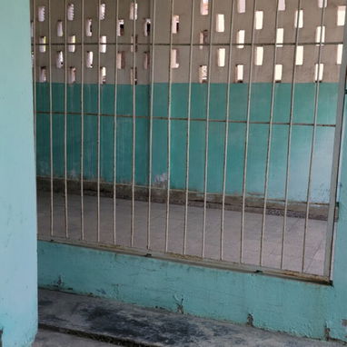 Casa en la Víbora en bajos, 3 hab con garaje. - Img 121988706