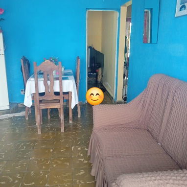 *$6500usd. En venta apartamento (3er  piso) de un edificio en El Cotorro, Alberro.  punto de referencia el antillanito . - 2/10