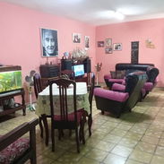 Vendo o cambio x dos, una mediana y otra pequeña con todo lo necesario para una persona. - Img 55563684