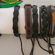 Pulsera de piel - Img 54851387