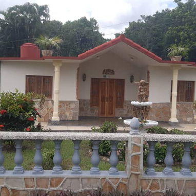 HOSTAL EN SOROA - 8/10