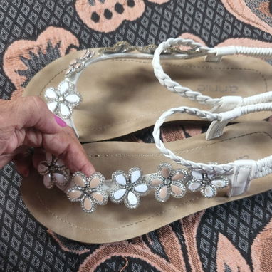 Zapatos, tenis y zandalias de niña - 2/8