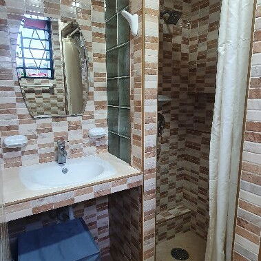 Pequeño Apartamento independiente 7ma ave Miramar Playa - Img 117935806