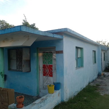 Se vende una propiedad con un departamento con 50metros d largo y 10 d ancho - 2/9