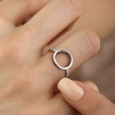 Conjunto de plata de arteria anillo y cadena se vende por separado también - Img 118169466