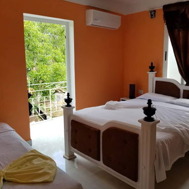 📱 Casa en Viñales: Vistas a montañas, jardín y terraza - Ideal para 12 personas - Img 118025327