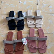 Sandalias de mujer cuadradas alante - Img 57641502