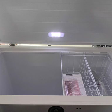 Congelador horizontal marca Hisense de 10.5 pies cúbicos - 2/2