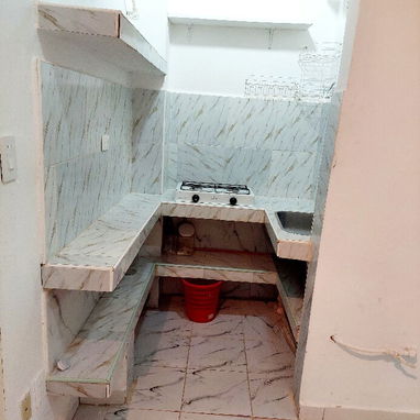 Apto de 1/4 en Ctro Habana - 4/7