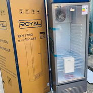 Exhibidora Vertical Royal 7.2 pies Nueva en Caja  precio $500 USD Transporte Incluido  Papeles y garantía - Img 56057923