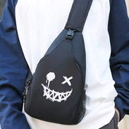 Bolso para hombre | Bandolera | Fletera Color Negro Con Diseño Blanco 6500 CUP Playa Mensajería con costo adicional - Img 57557287