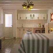 Cod.Z Se renta hostal en el Vedado. Tiene 2 habitaciones independientes - Img 54048005