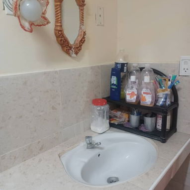 Apartamento en segundo piso ,con entrada independiente en Nueva Fortuna, Boyeros - 3/10
