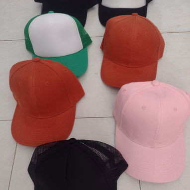 Gorras por unidad y mayoreo. Desde 1700 pesos al menos 10 de cualquier tipo. - Img 124077371