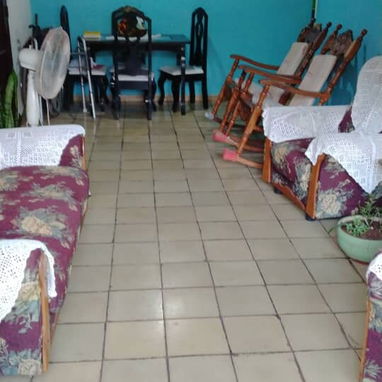 Vendo apartamento en la zona 11 de alamar 2do piso - Img 126899368
