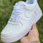 Tenis Nike Air Force One 1ra mano - Img 55045237