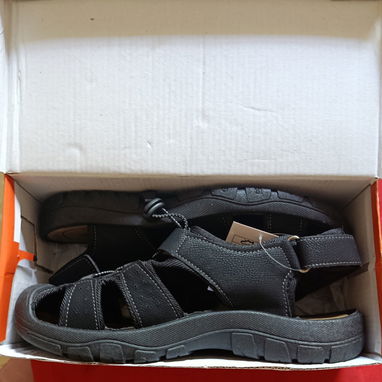 Sandalias originales no 43 y nuevas de paquete,negras - Img 117537737